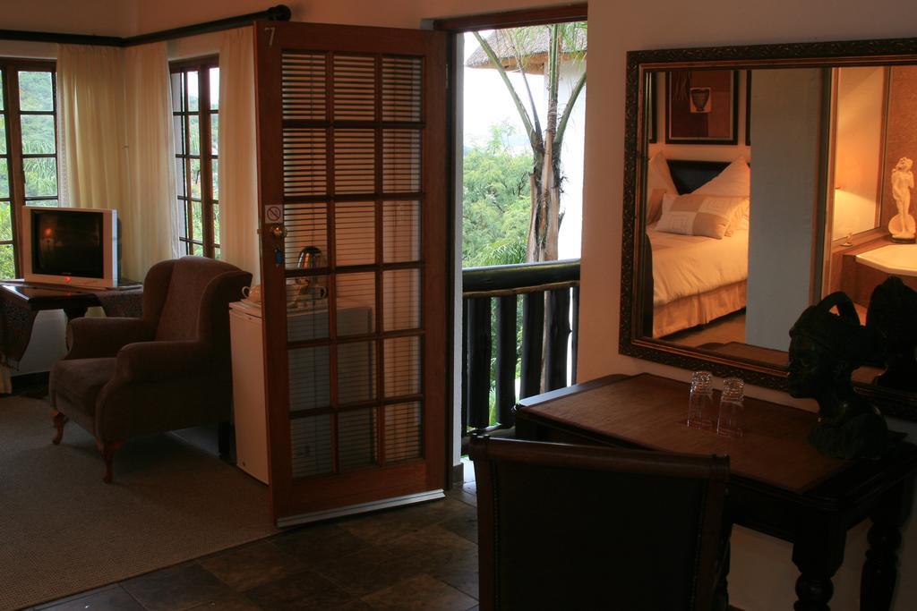 Pensao Guest Lodge Mbombela Exterior foto